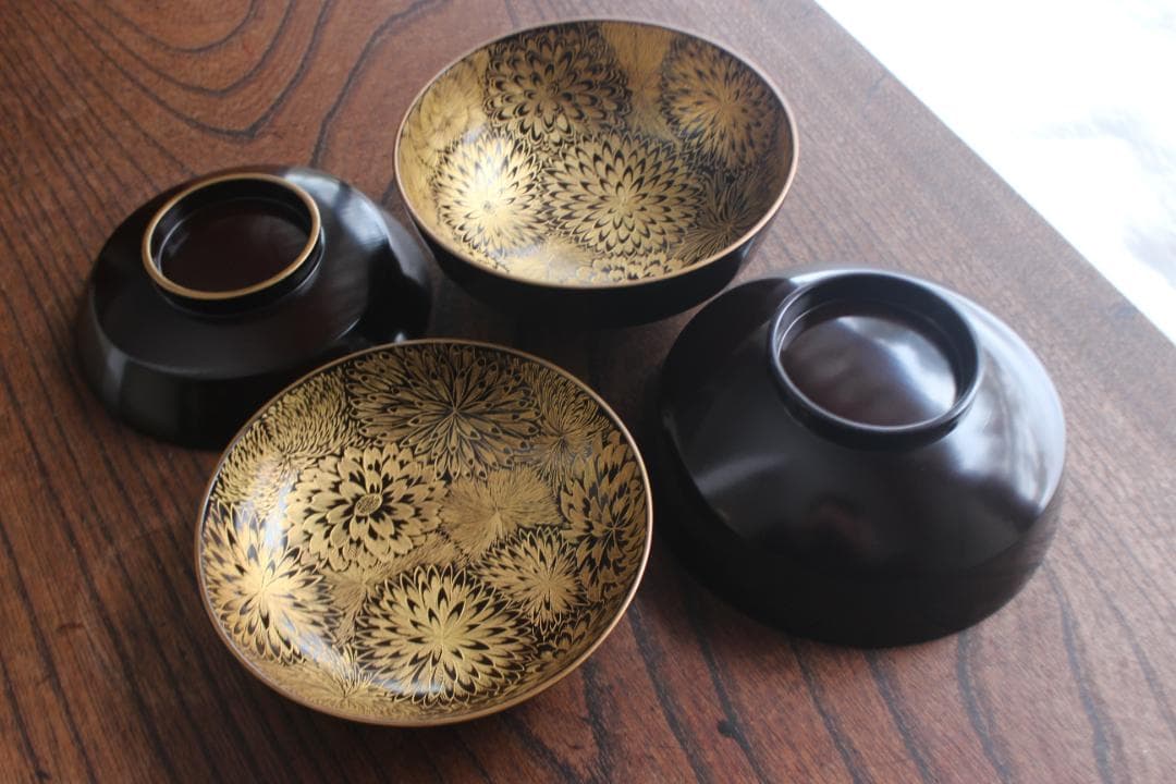 デッドストック！時代金縁黒漆に極上見返し菊詰沈金の映えるお椀2点（検輪島塗沈金椀