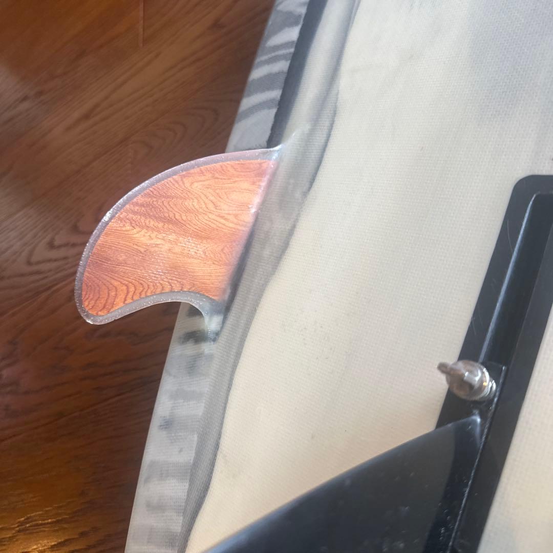 ハンドシェイプ　シングルスタビー　5’10 センターフィン付