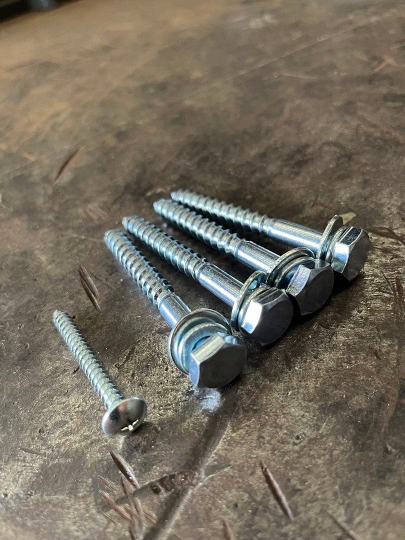 雲梯　エクササイズ　筋トレ　チンニングバー　トレーニング　懸垂バー　ぶら下がり