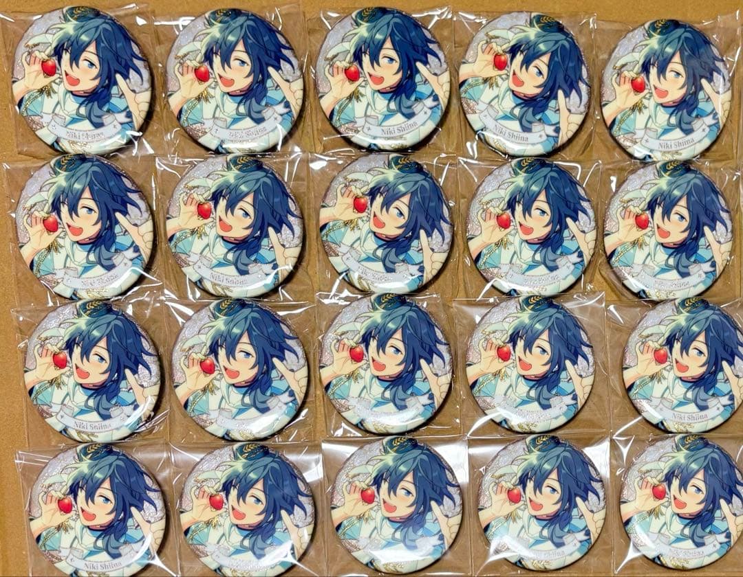 あんスタ　椎名ニキ　缶バッジ　花の契約　２２個