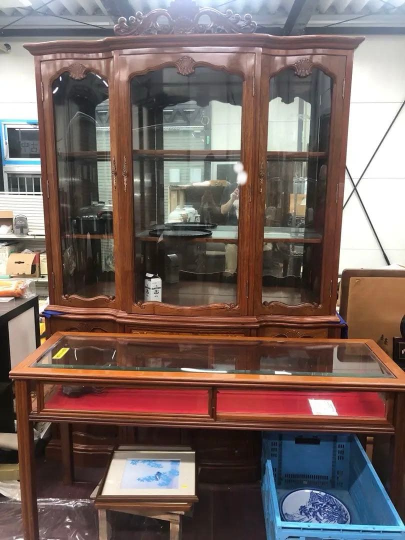 木製西洋スタイル食器棚￼キャビネット　イタリア産￼