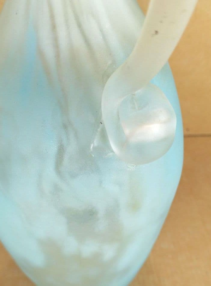 【本物保証】藤田喬平 手吹 花瓶(水色系,手付) 共箱 高さ23㎝