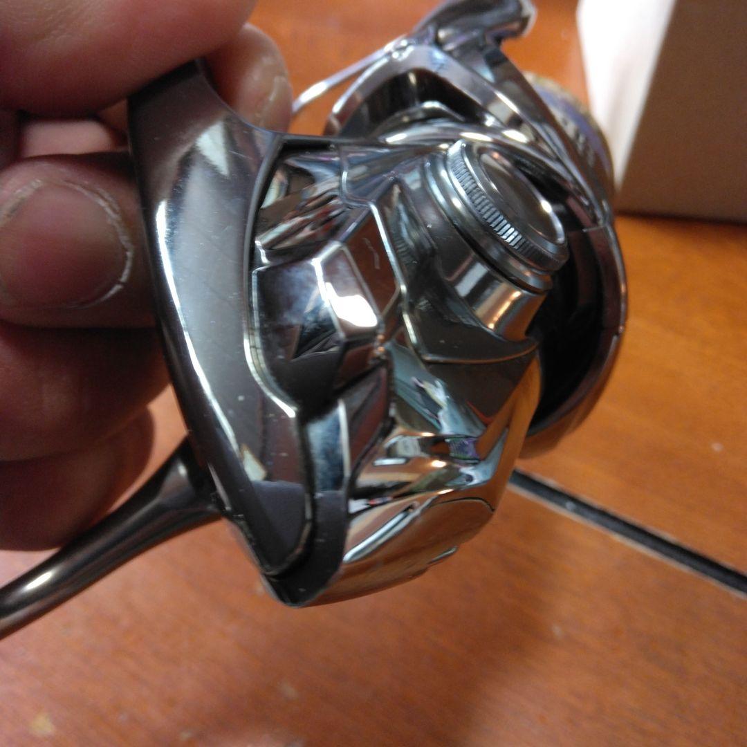 シマノ　18ステラ　美品　3000MHG バス　トラウト、シーバス　根魚