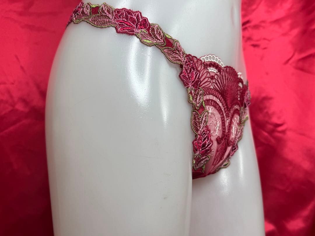 サルート　18グループ 愛人　キャミL&ソングM RE 店舗限定　復刻版