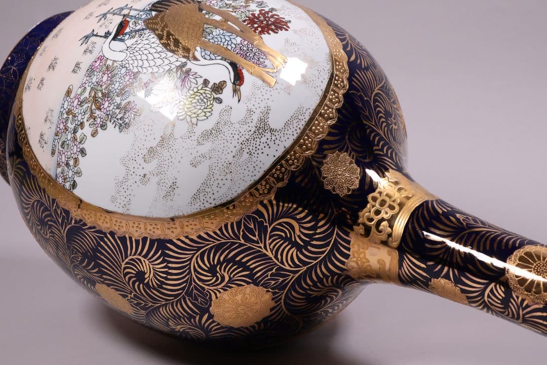 薩摩焼 栄盛窯 瀧山作 金襴手花鳥図鶴首大花瓶 65.7cm 飾瓶【CM208】