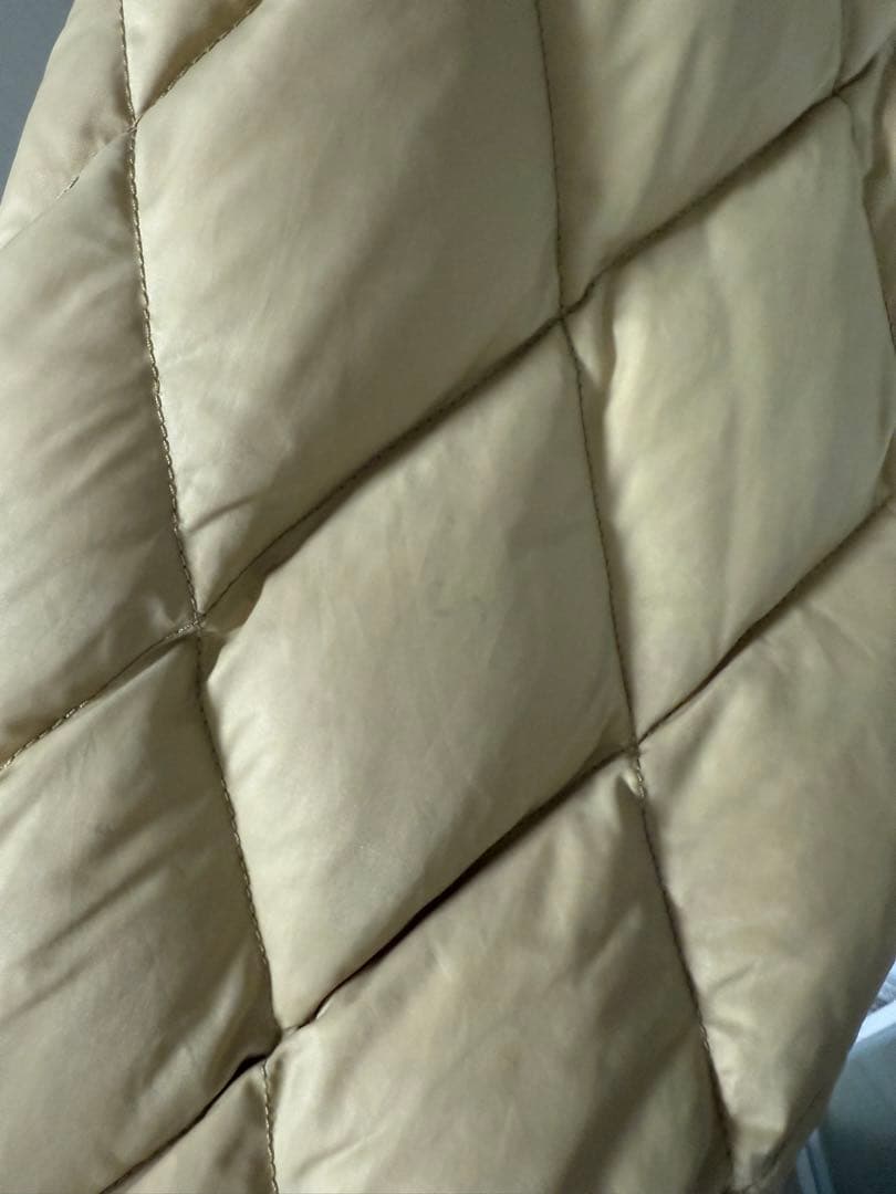 MONCLER ベージュ ダウンジャケット キルティングサイズ3