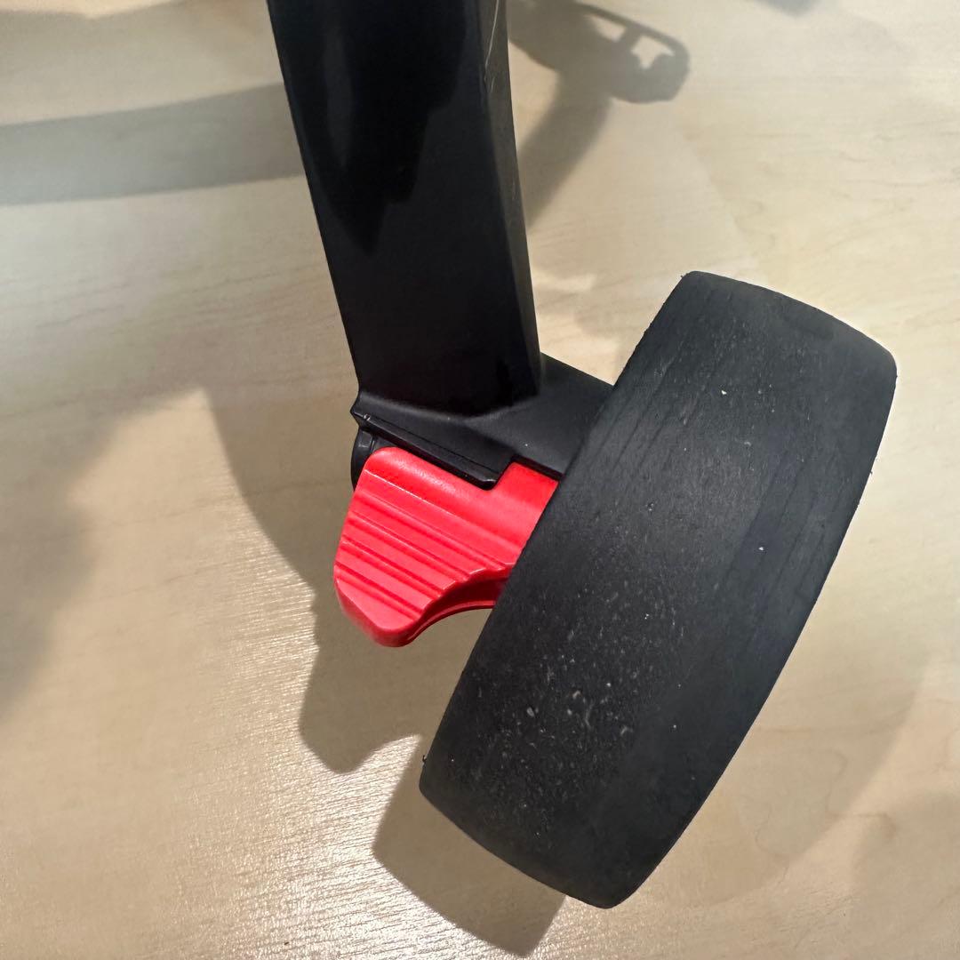 【世界最小折りたたみ三輪車】doona リキトライク　レッド