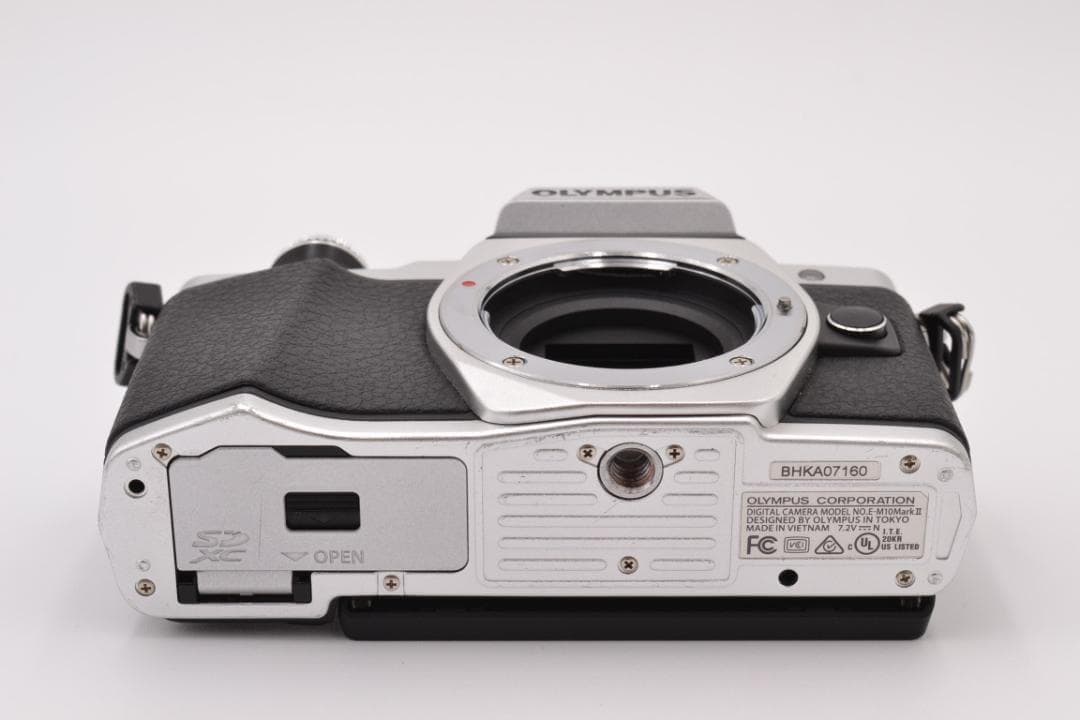 ■ 美品 ■ オリンパス　OM-D E-M10 Mark Ⅱ ボディ