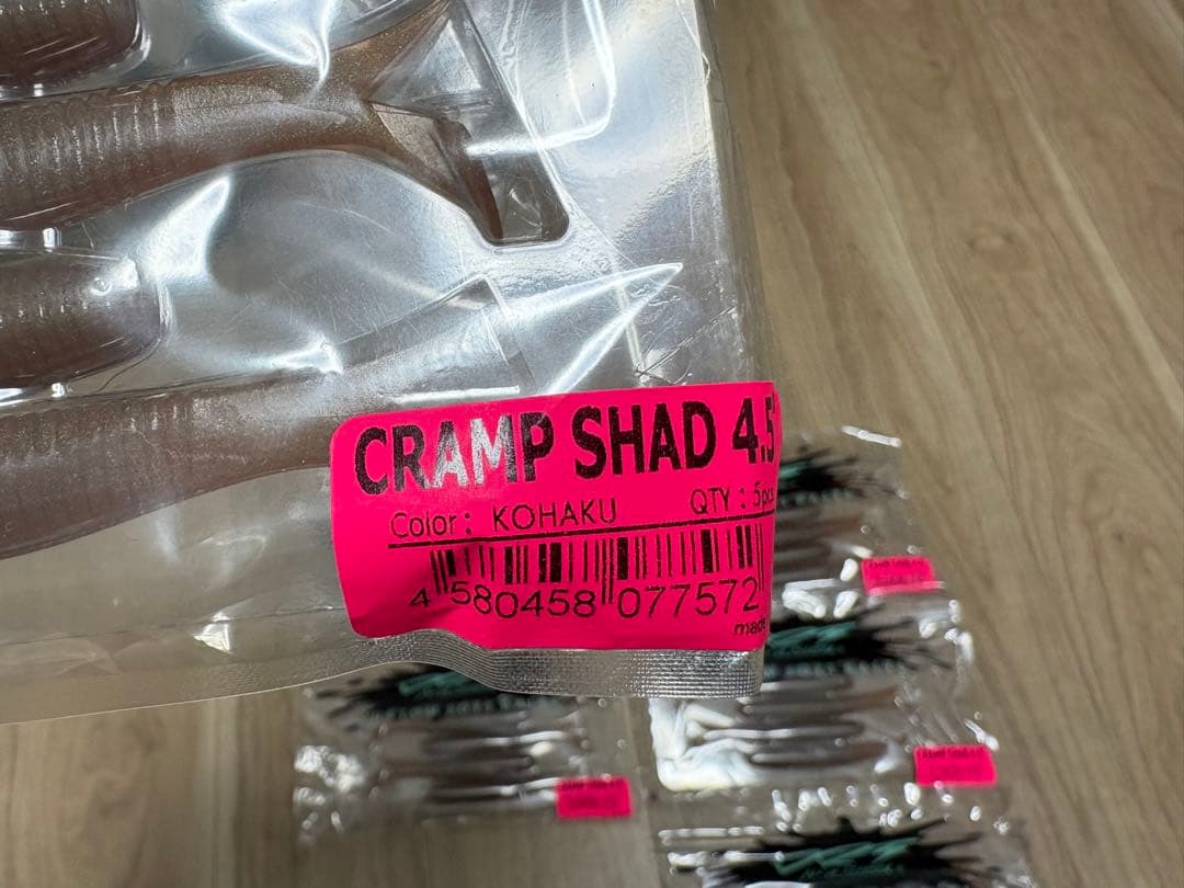 DRT　CRAMP SHAD 4.5 KOHAKU 6パック