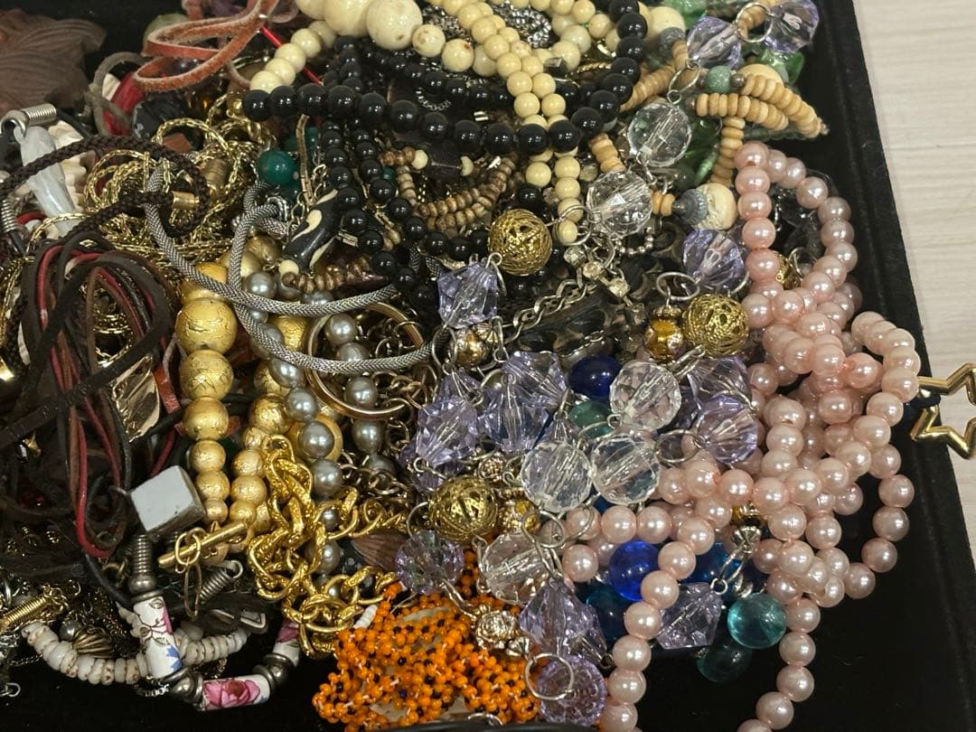 【在庫処分】イミテーションアクセサリー約2.3+3＝約5.3kgまとめ売り