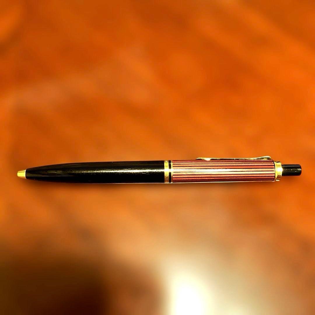 ペリカン　ボールペン スーベレーン K400 レッドストライプ