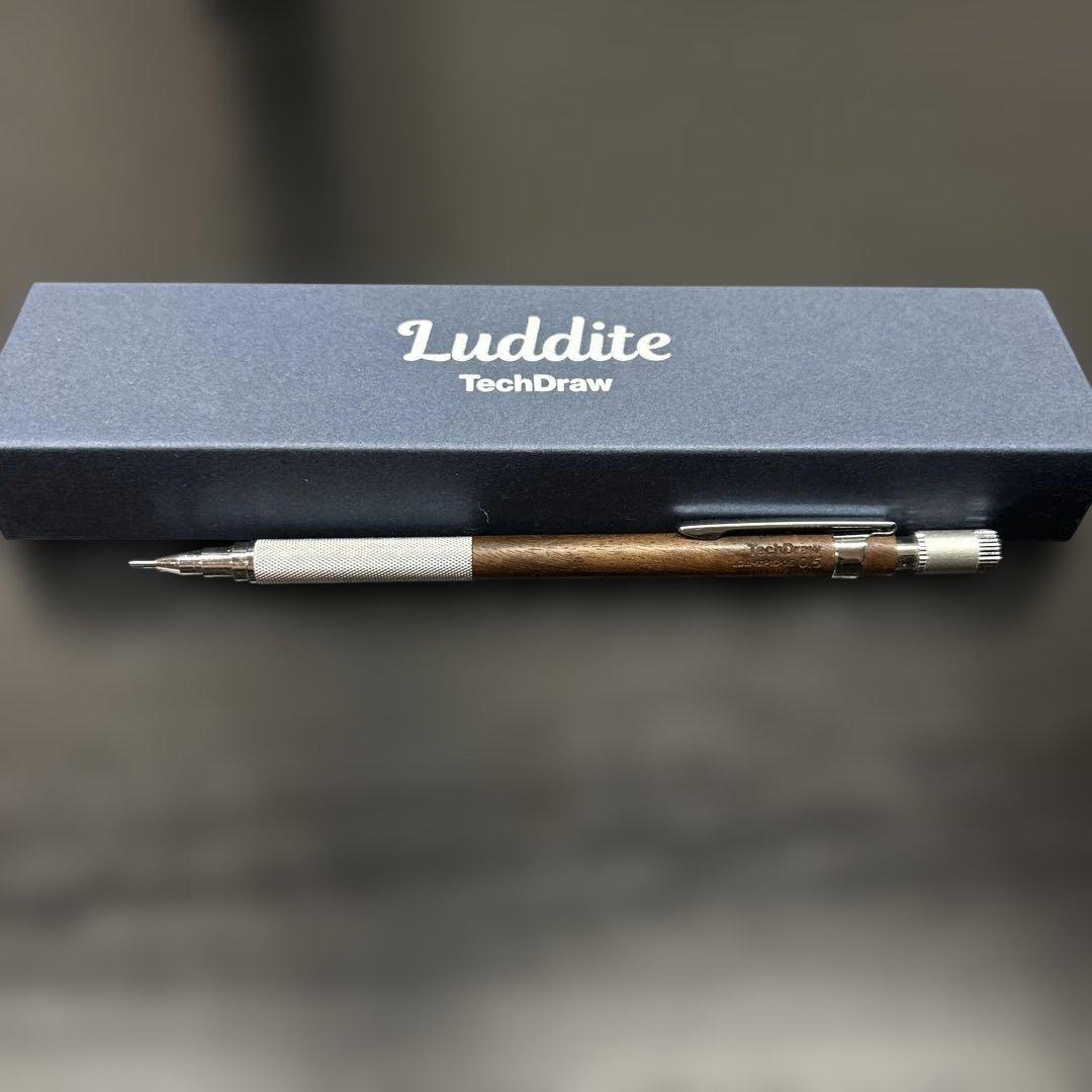 Luddite TechDraw WoodModel 0.5クラロウォールナット