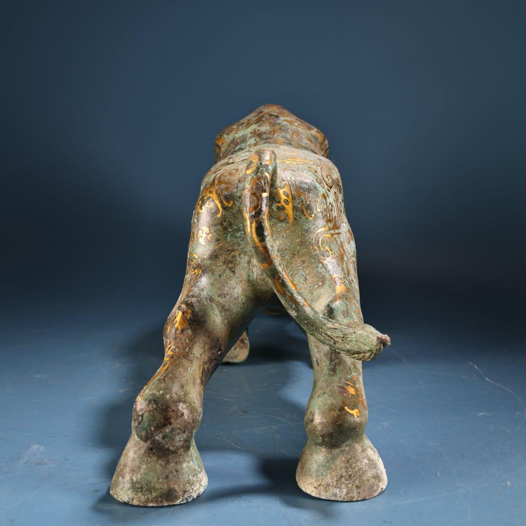 旧家蔵出　開運青銅器　開運牛　置物　時代物