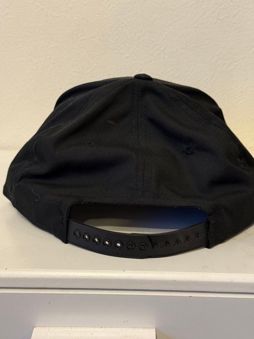 （激レア）Apple 刺繍 トラッカーキャップ ロープ付き