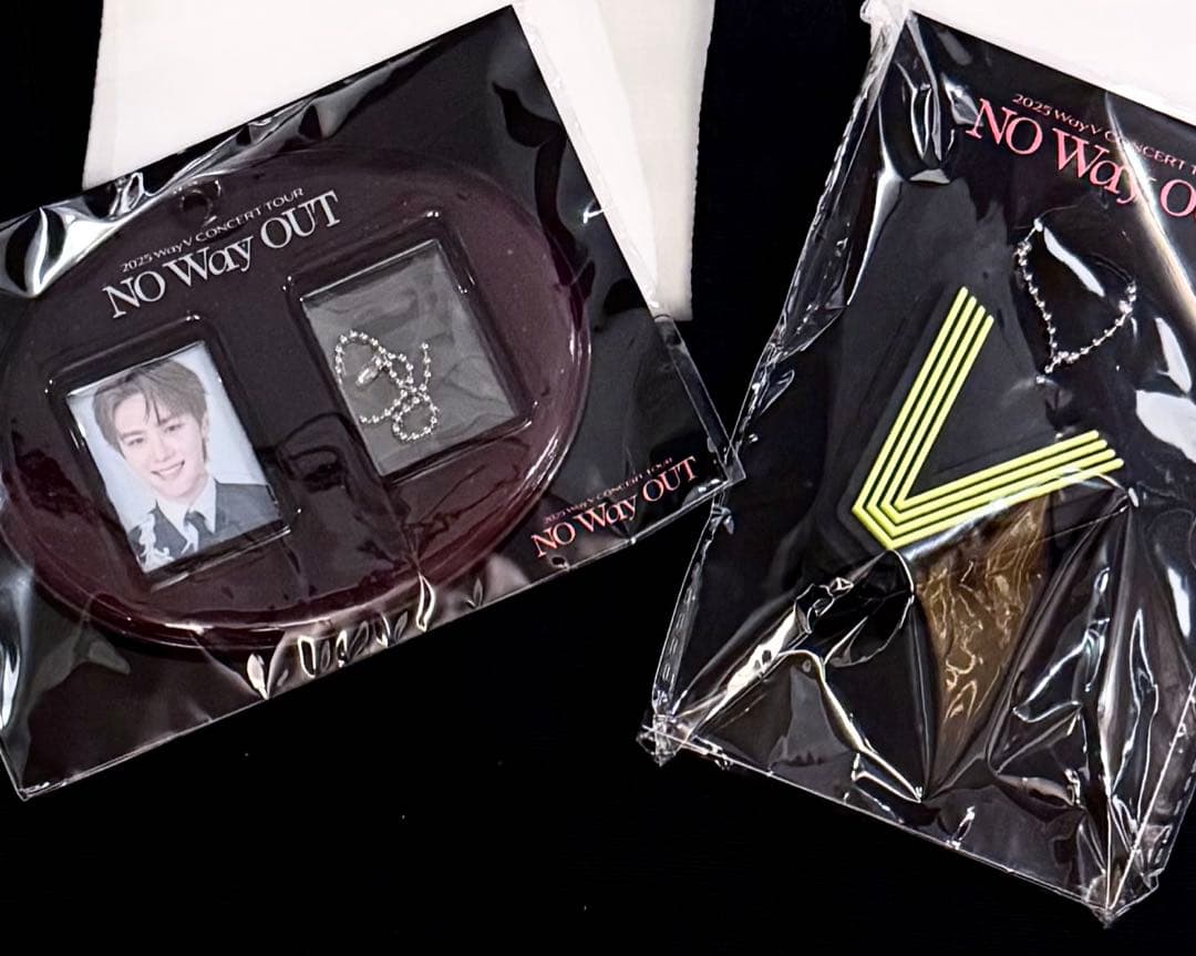 直筆サイン　威神V WayV クン 钱锟 亲笔签名　当選 ポラロイド 大量トレカ