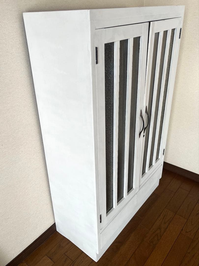 ヴィンテージ　木製キャビネット　ガラス扉