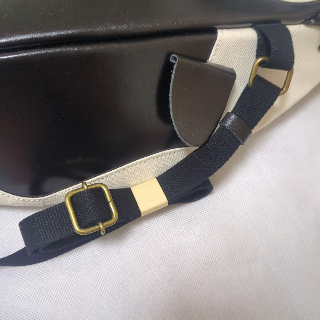 かばんばか　シャチバック