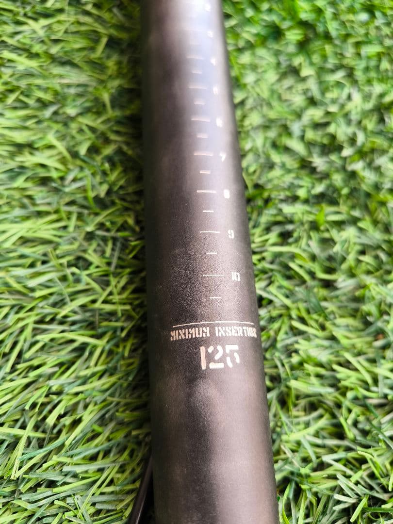 Specialized Command シートポスト 30.9mm ポスト