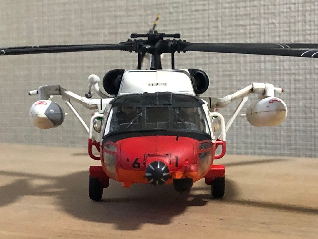 海上自衛隊　UH-60J プラモデル