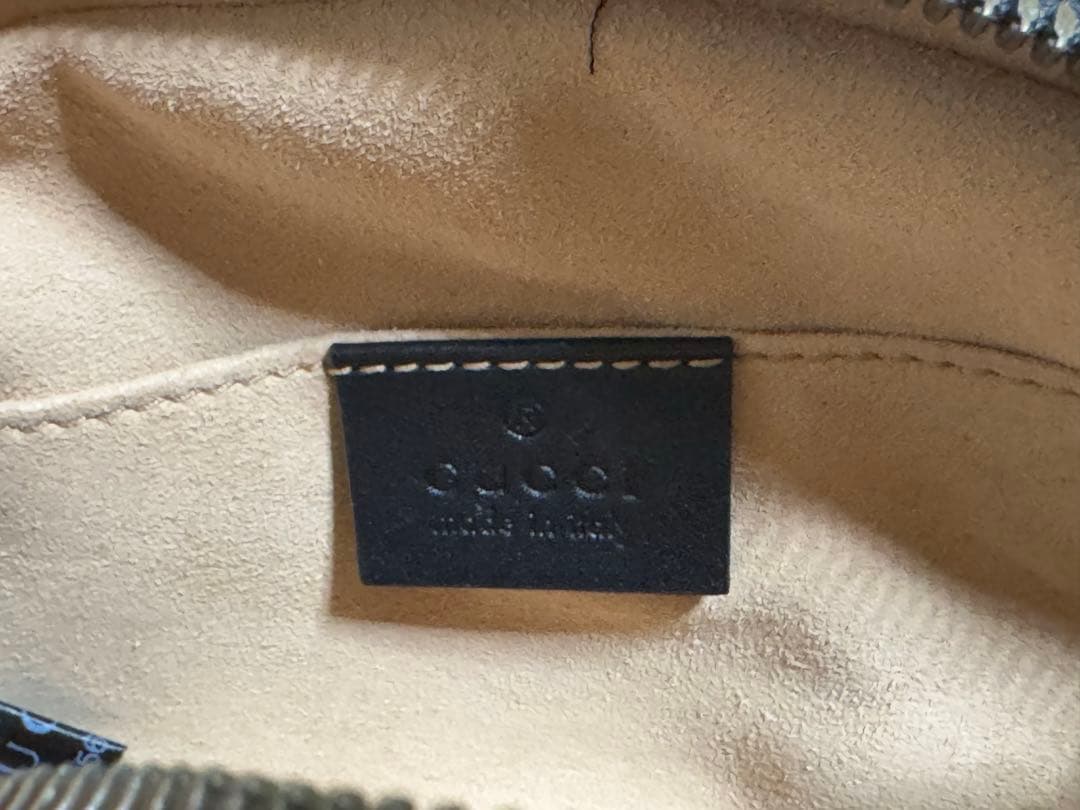 正規品　GUCCI マーモント ブラック ウエスト　ボディバッグ