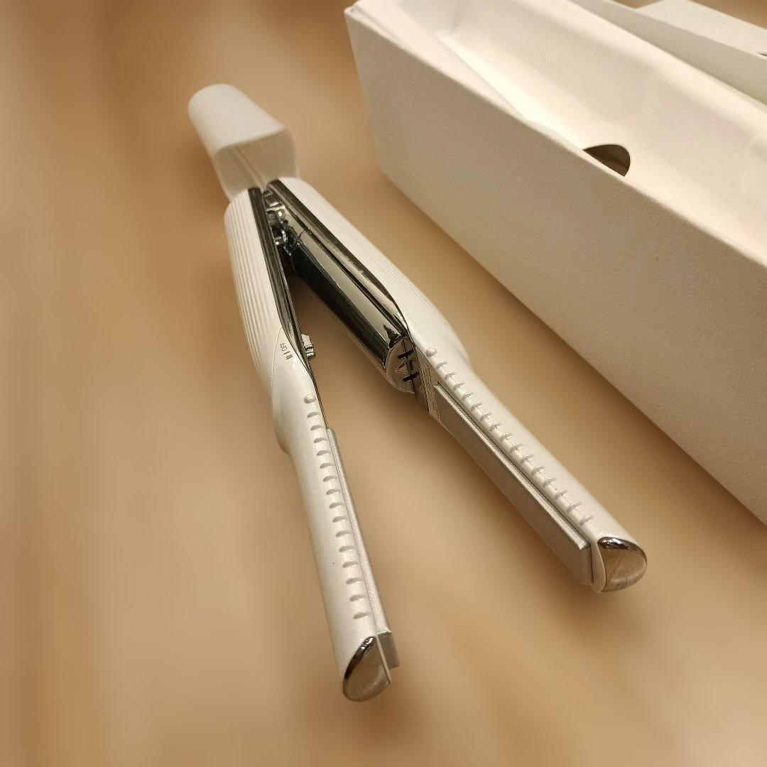 エ*ト様 ReFa フィンガーヘアアイロン ホワイト