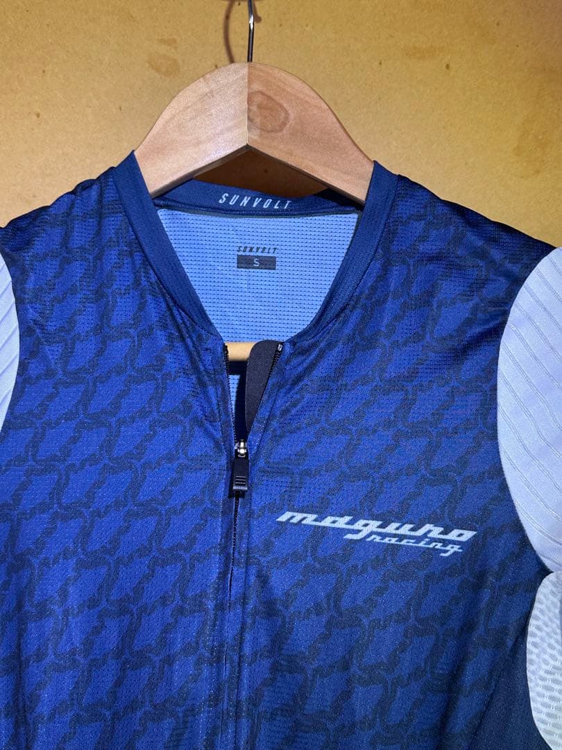 サンボルトCOMP半袖セパレートワンピース Maguro Racing