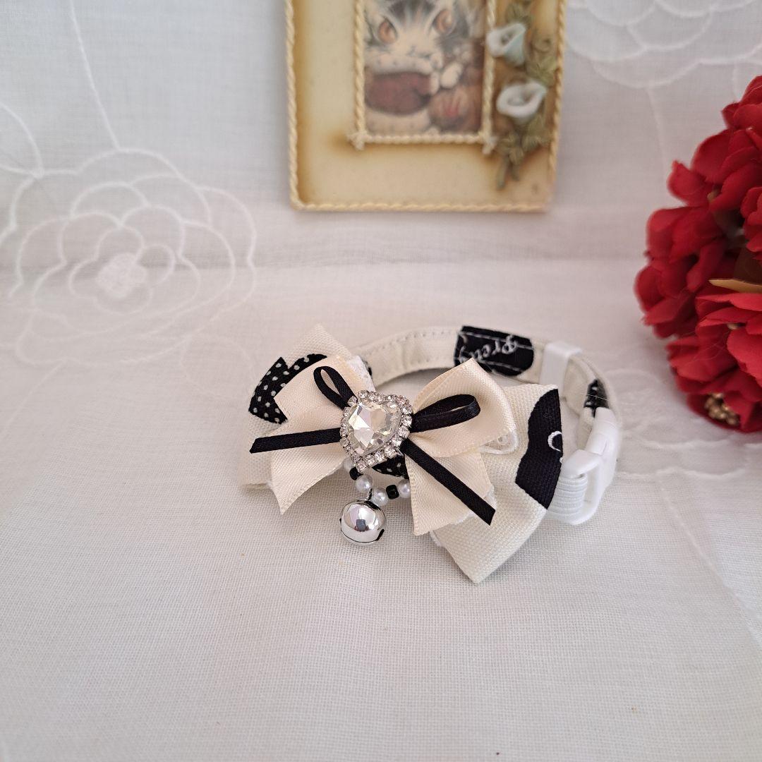 シングルリボン、バレンタインハート柄(ホワイト)わんちゃん猫ちゃん用首輪