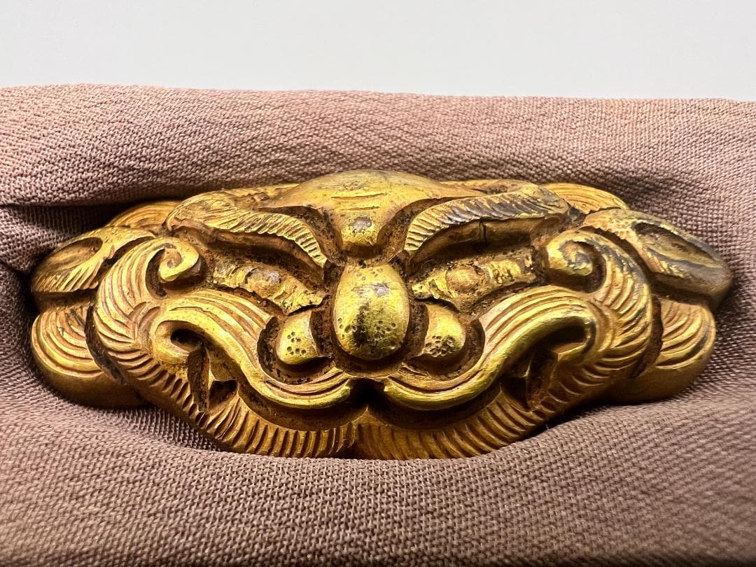 尾州藩士　江戸明治期　獅子顔形　手彫　大金具　銅製鍍金　骨董品