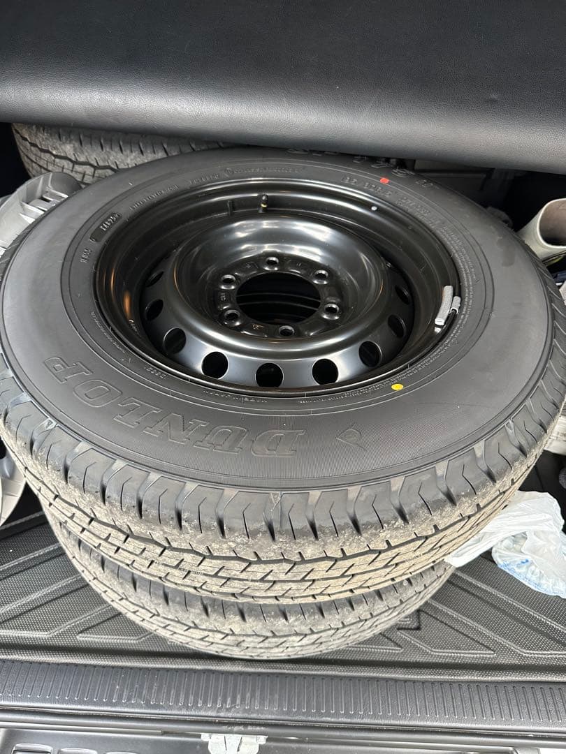 ハイエース200系純正タイヤホイール195/80R15 ダンロップ