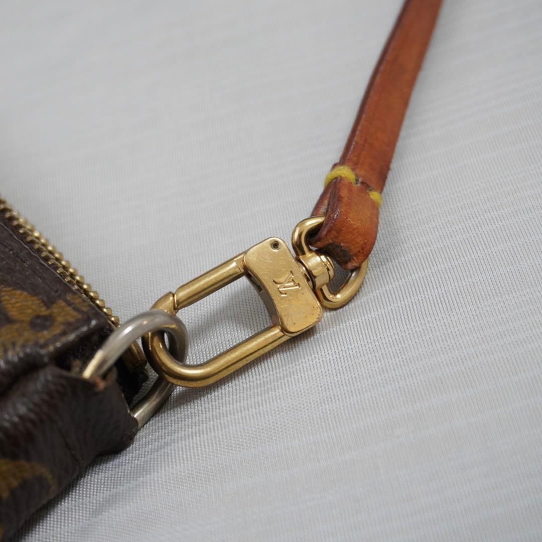 Louis Vuitton ルイヴィトン モノグラム ポーチ　アクセソワール