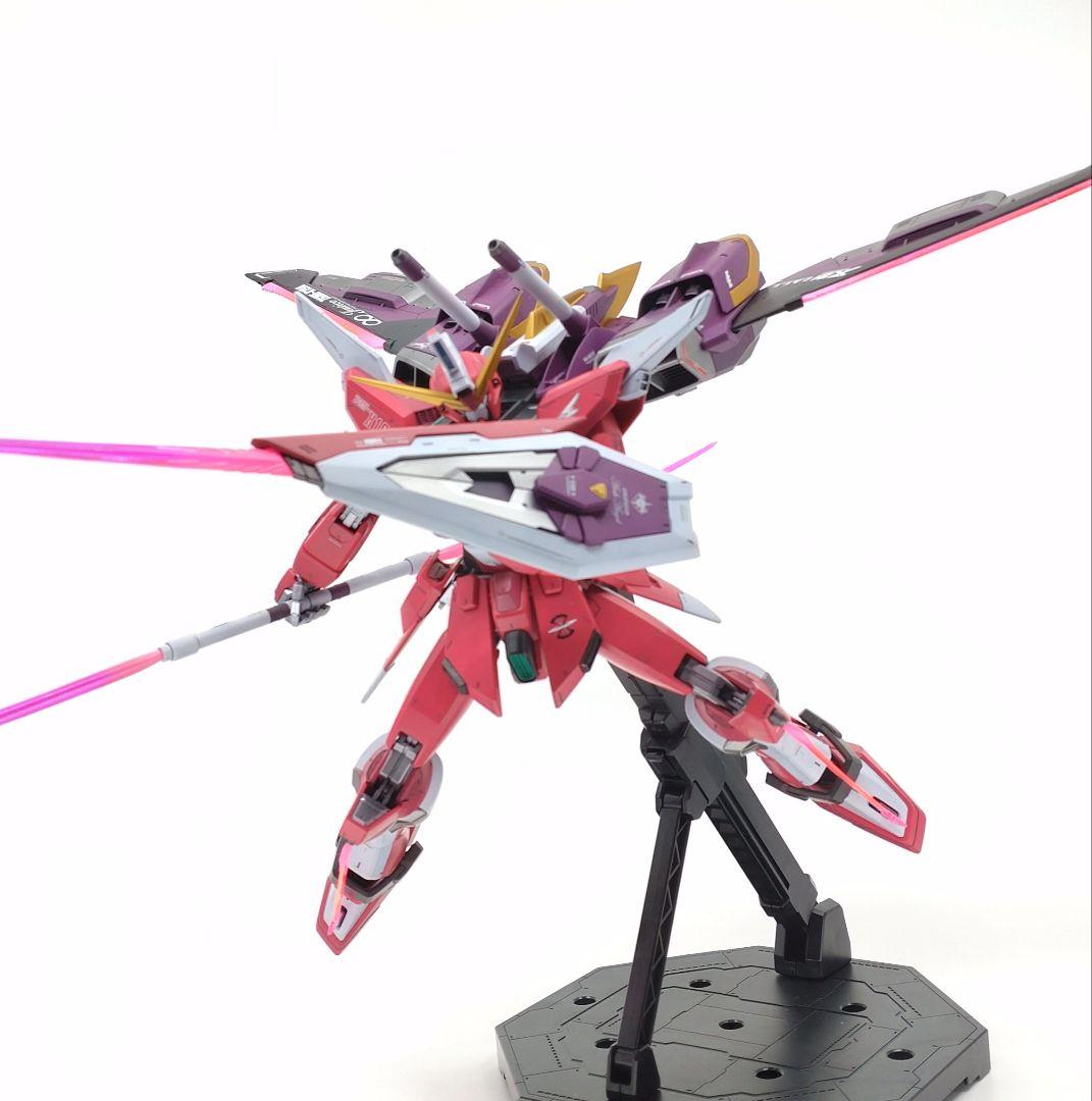 MG ∞ジャスティス ガンダム / 塗装済み　完成品