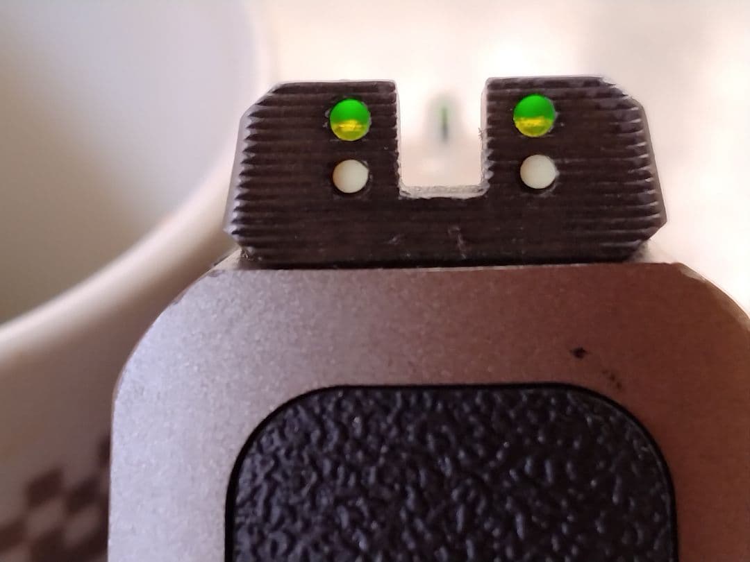 東京マルイ M&P9 Vカスタム ガスブローバック　中古品