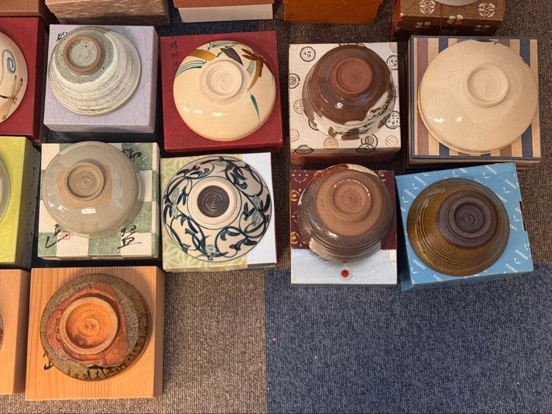 茶碗 抹茶碗 まとめて 44点 箱付 茶道具 陶器 京焼 金彩 色絵 信楽 萩