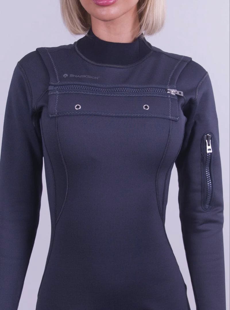 日本未上陸　濠SharkSkin高級T2 フルスーツ　グレー　（在庫１）