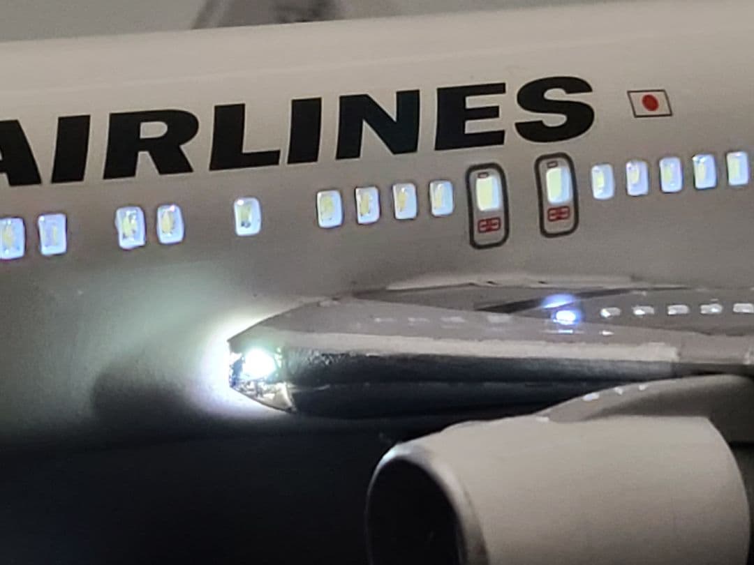 JAL 767-300ER LEDモデル完成品