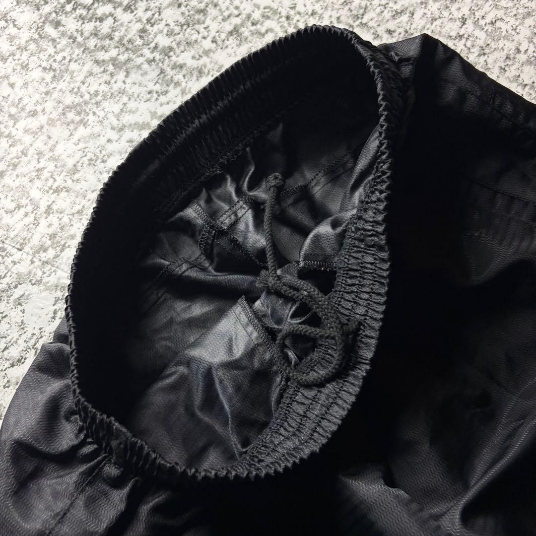 セットアップ　umbro アンブロ　ナイロンピステ　フットサル　上下セット