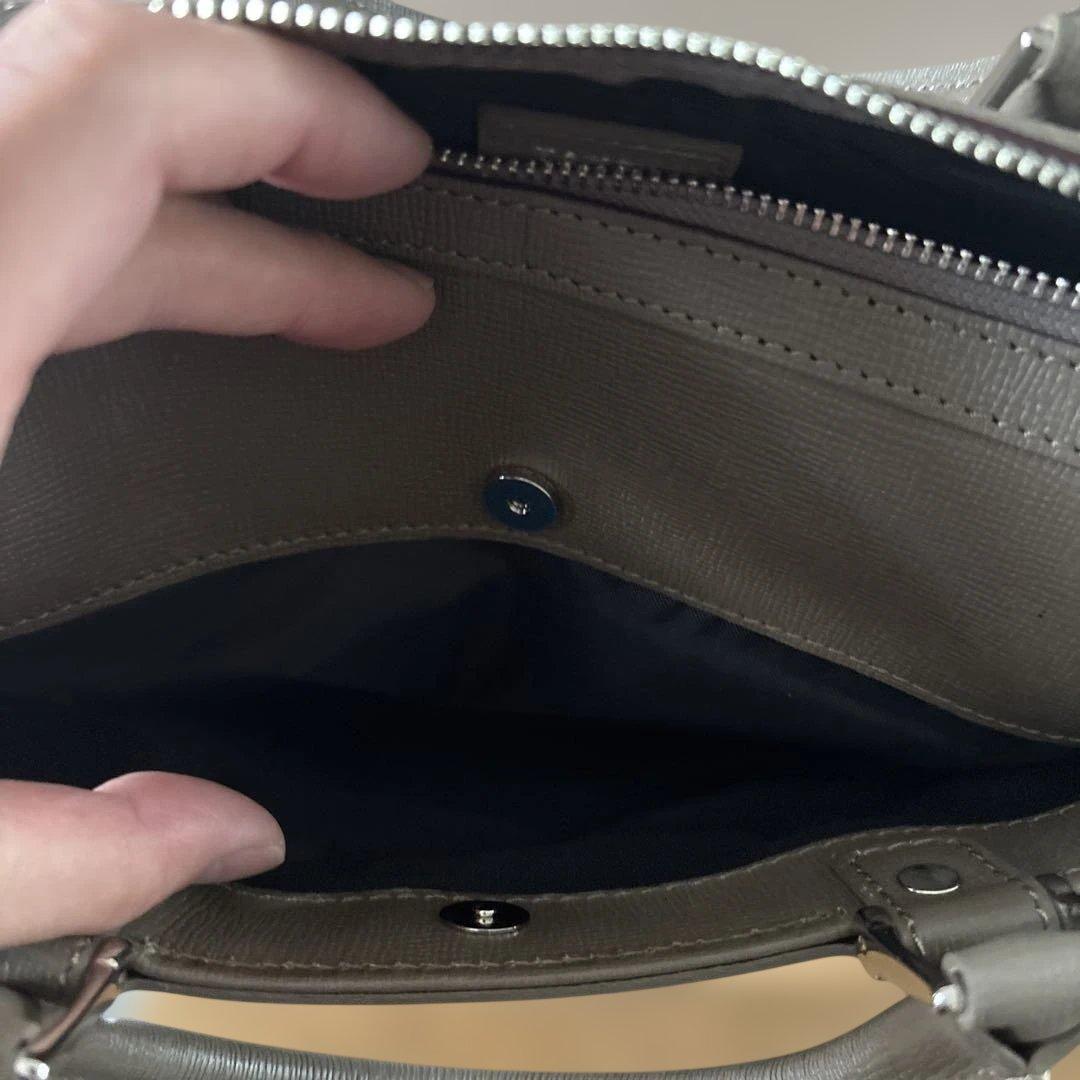 定期36,300円　タケオキクチ　レザーブリーフケース