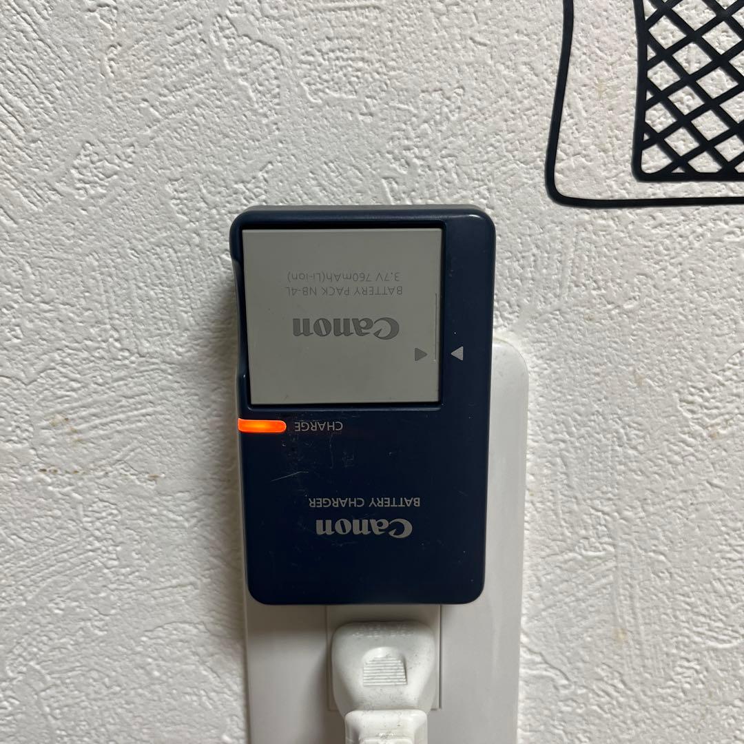 Canon IXY digital70 シルバー