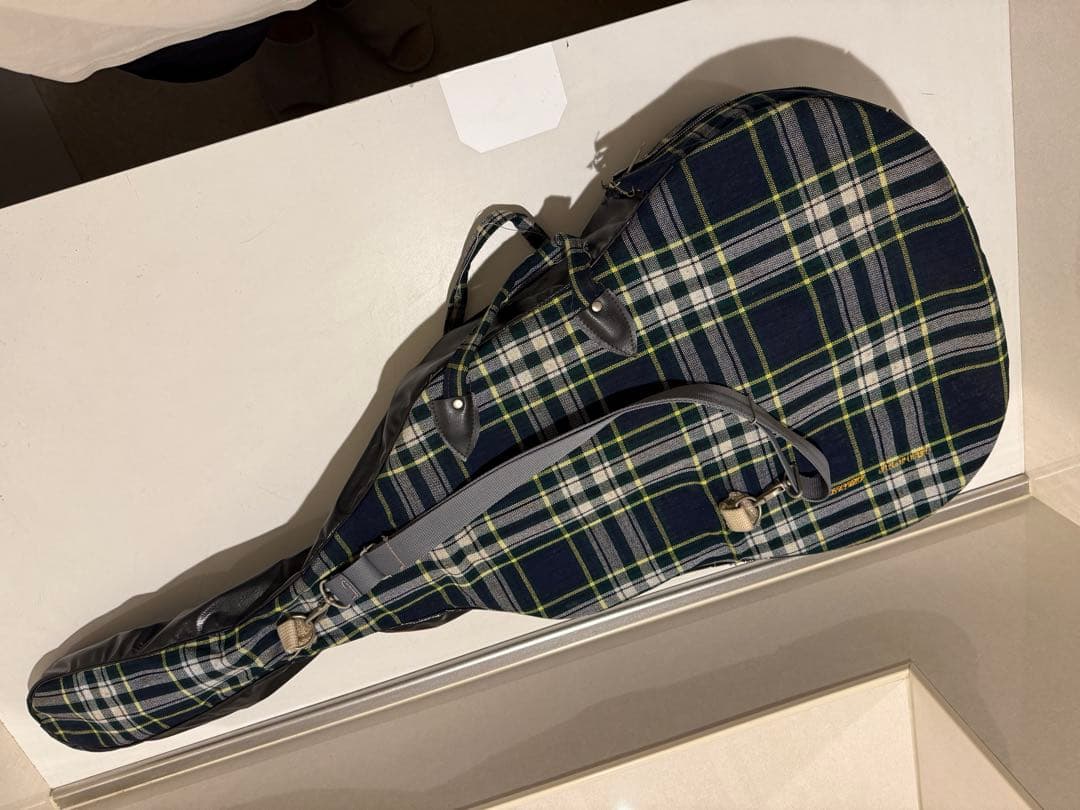 【中古】YAMAHA　アコースティックギター　FG-725