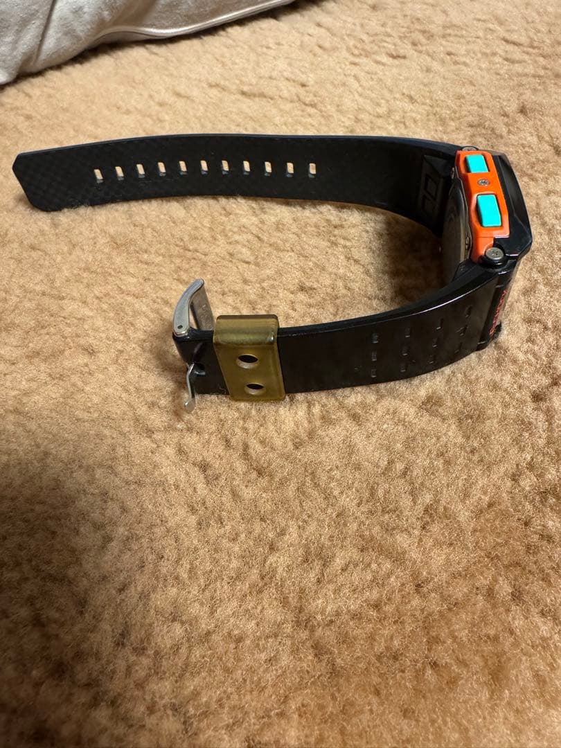 G-SHOCK 日本未発売カラー G-8100