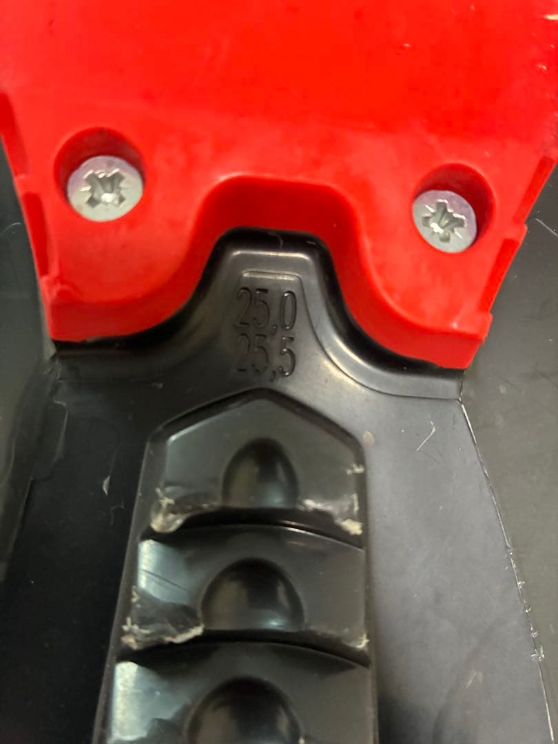 アトミック　ライブフィット60 ブラック　　25-25.5cm スキーブーツ