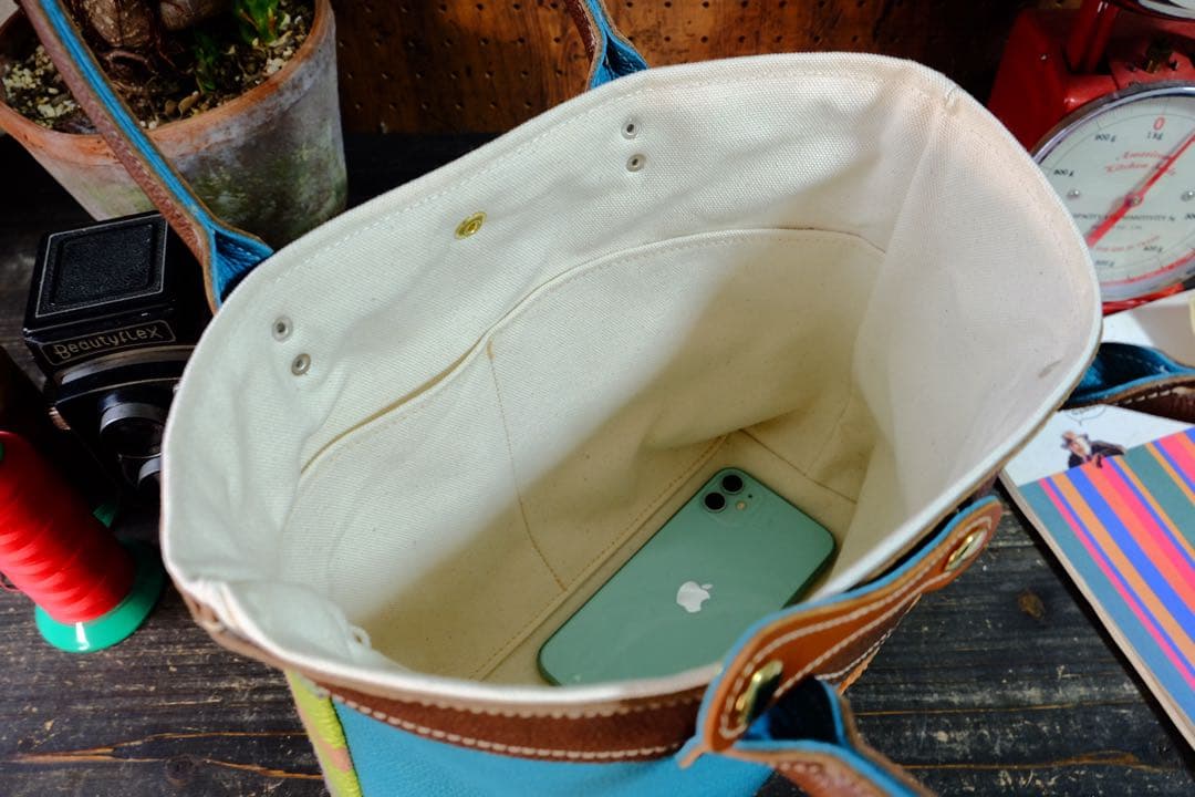 ◆AVOCAツィードとダコタシュリンクレザー牛革トートバッグ 日本製鞄