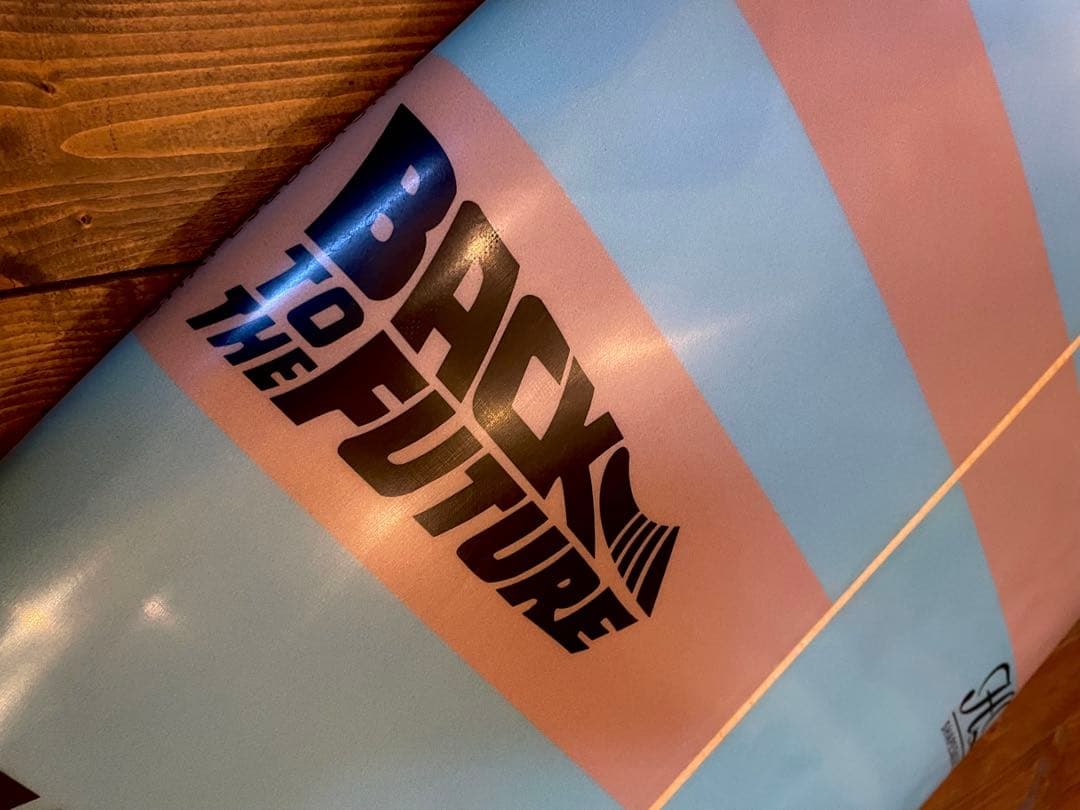 中古　CRYSTAL DREAMS 5'7 1/2 シングルフィン