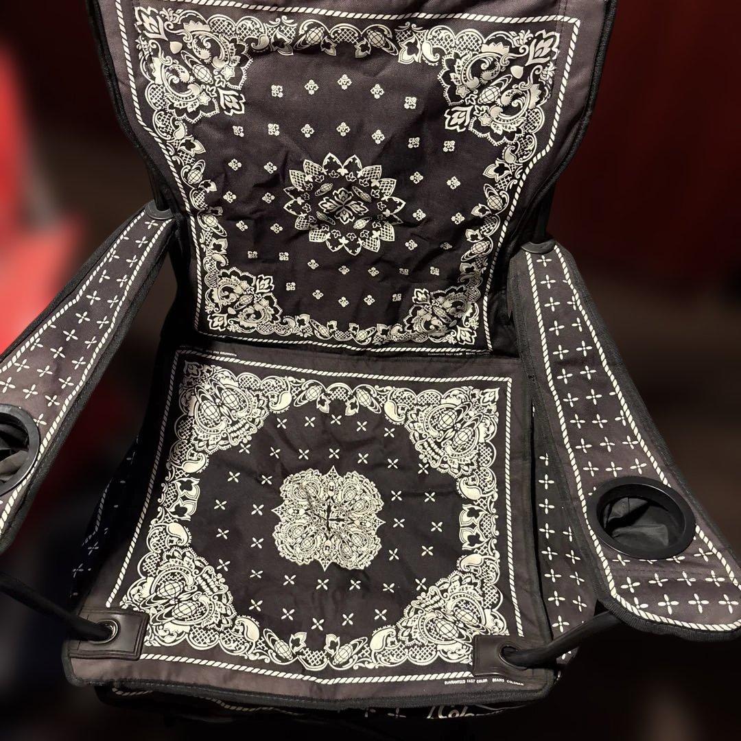 ビームス コールマンコラボバンダナ柄 アウトドアチェア 赤黒