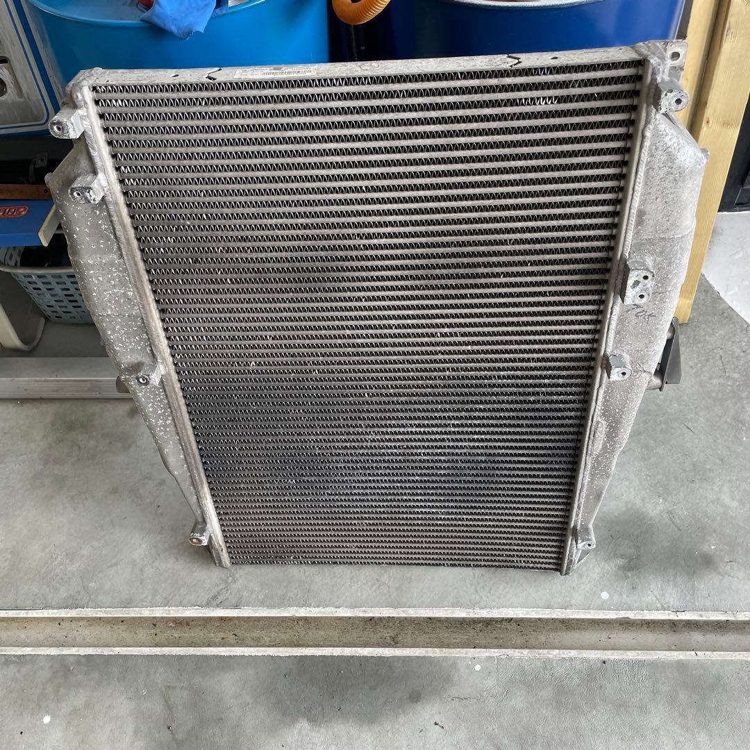 三菱 ふそう スーパーグレート インタークーラー