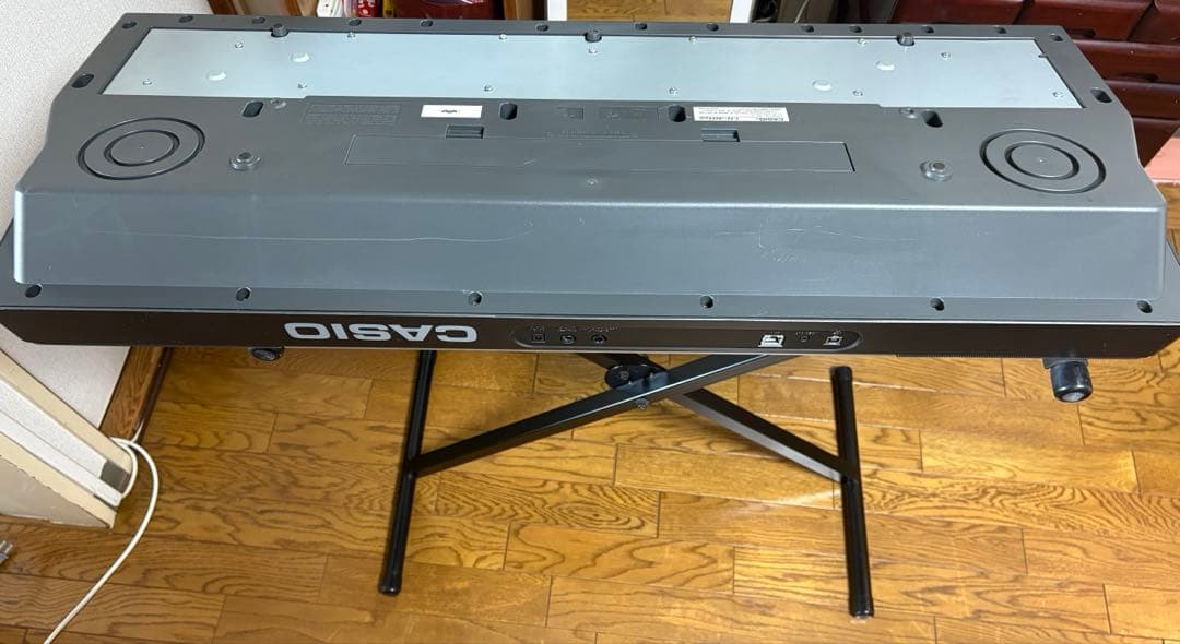 CASIO LK301BB 光ナビゲーション 電子キーボード 純正スタンド付