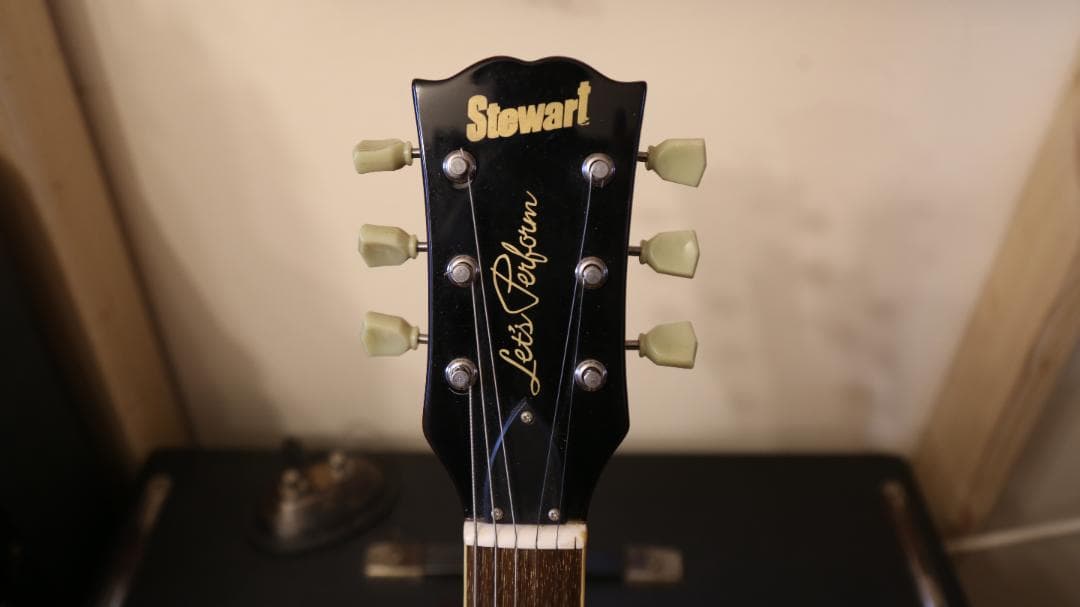 Stewart Les Paul タイプ　Let's Perform 美品
