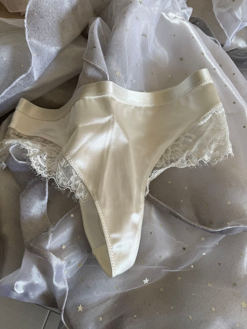 勝利の女神 NIKKE ニケ シンデレラ ガラスのプリンセス スキン衣装