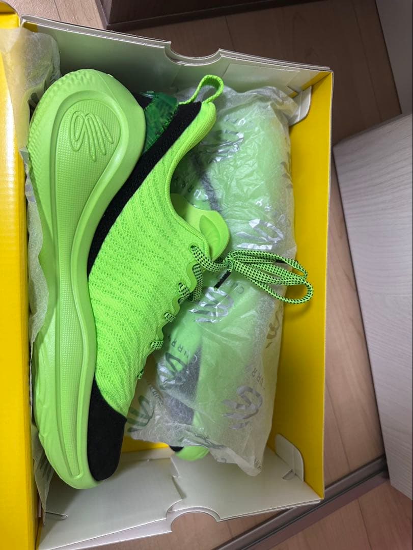 カリー12 バスケットボールシューズ 26.5cm ライムグリーン/ブラック