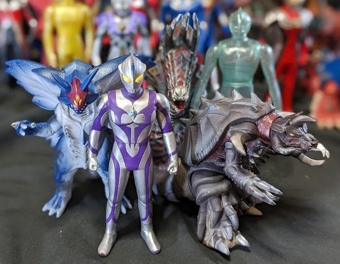 ウルトラマンコスモス＆登場怪獣・宇宙人ソフビフィギュア（バンダイ）41体セット＋
